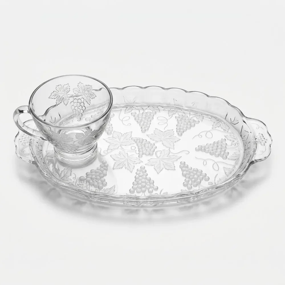 Vintage Anchor Hocking Serva-Snack 8 Piece Grape Glass Plate Cups w/ Box